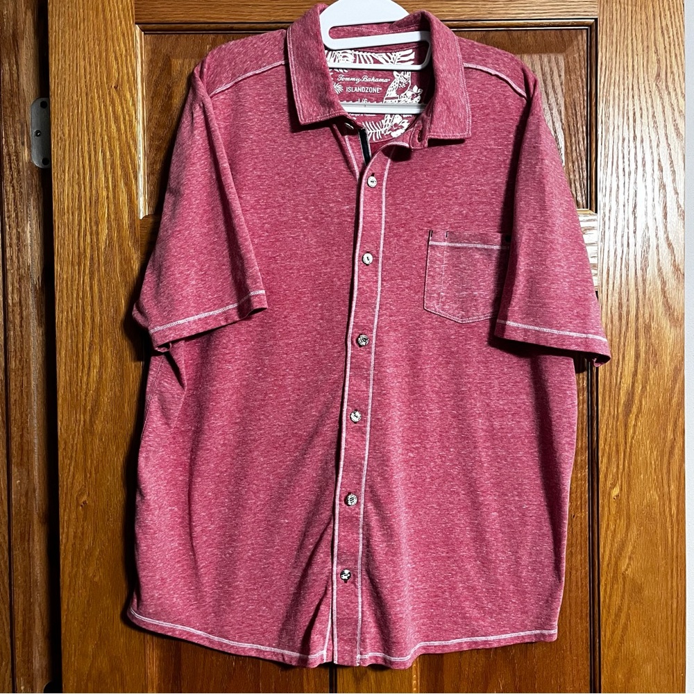 Tommy Bahama Islandzone Button up Short Sleeve Shirt Heather Red in Color Sz Lg